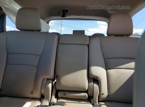5FNYF6H50JB023902 2018 HONDA PILOT Maroon Vista de los asientos traseros