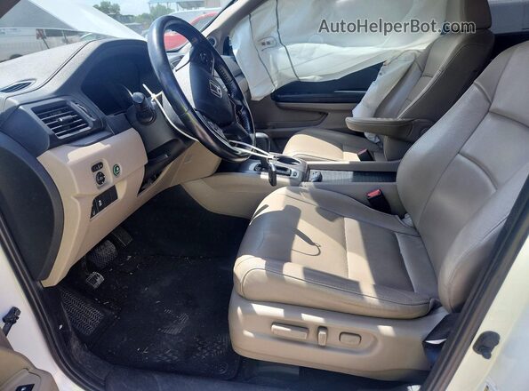 5FNYF6H51KB050754 2019 HONDA PILOT White Սալոնի դիմացի տեսք