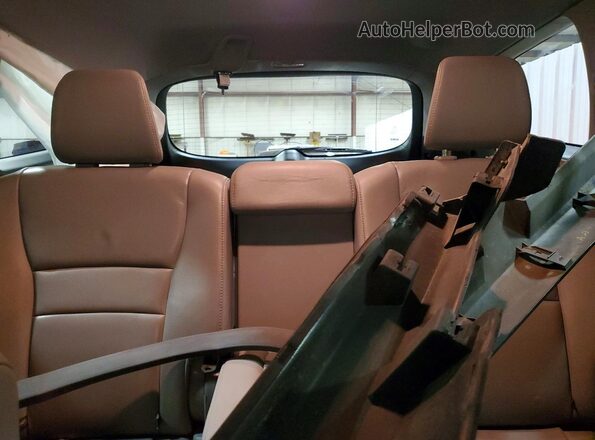 5FNYF6H53KB043448 2019 HONDA PILOT Silver Rear seats view