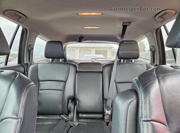 5FNYF6H54JB070981 2018 HONDA PILOT Black Widok tylnych siedzeń
