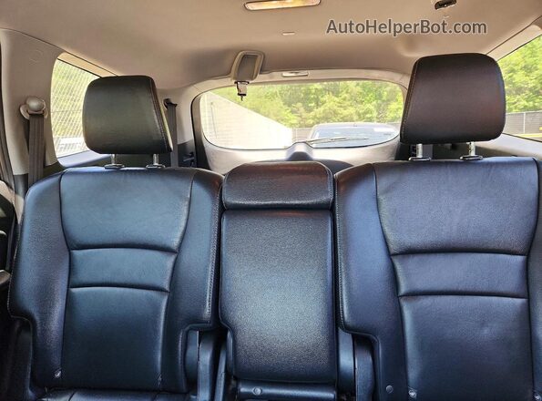 5FNYF6H55JB007260 2018 HONDA PILOT Black Vista de los asientos traseros