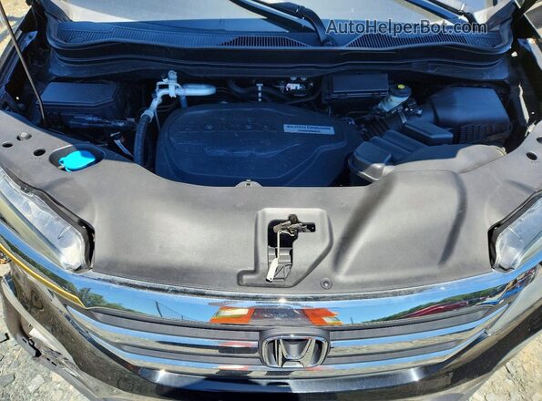 5FNYF6H55JB007260 2018 HONDA PILOT Black Vista del compartimento del motor