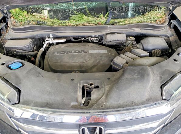 5FNYF6H56JB062171 2018 HONDA PILOT Green ძრავის განყოფილების ხედი