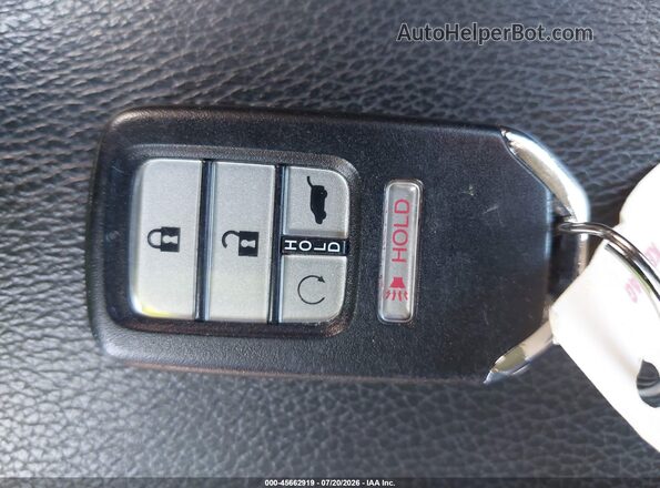 5FNYF6H57KB022117 2019 HONDA PILOT White Вид панелі приладів