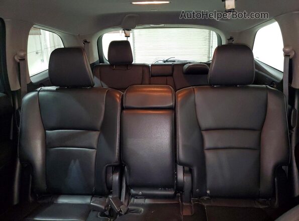 5FNYF6H58JB053326 2018 HONDA PILOT Gray Widok tylnych siedzeń