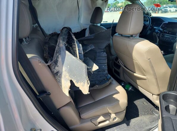 5FNYF6H58LB018546 2020 HONDA PILOT White Rear interior view