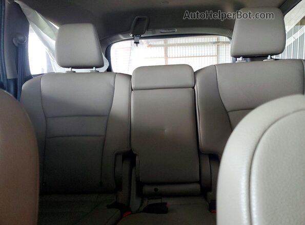 5FNYF6H58MB076965 2021 HONDA PILOT White Widok tylnych siedzeń