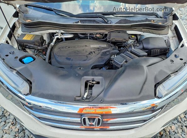 5FNYF6H59JB072984 2018 HONDA PILOT White Շարժիչի բաժամունքի տեսք