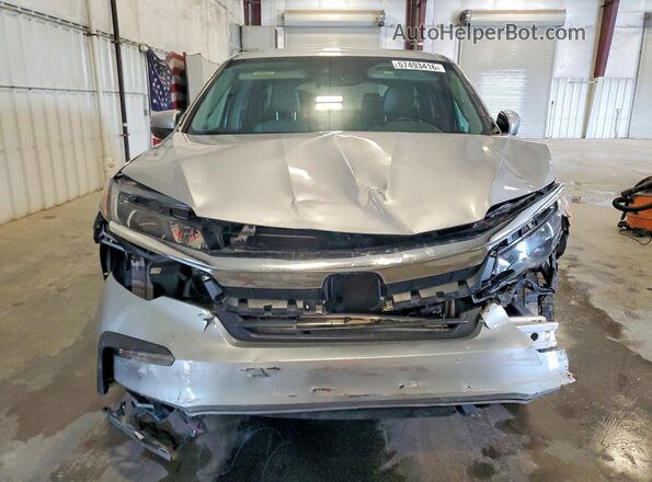 5FNYF6H59KB012768 2019 HONDA PILOT Silver Вид спереду