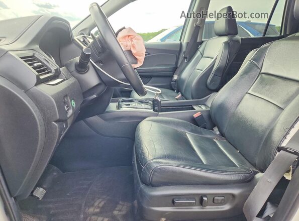 5FNYF6H60KB010593 2019 HONDA PILOT Белый Вид салона спереди