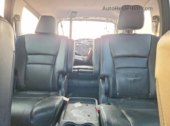 5FNYF6H60NB089073 2022 HONDA PILOT Gray Widok tylnych siedzeń