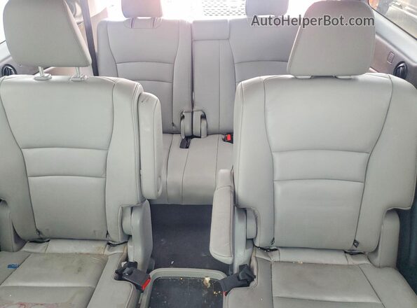 5FNYF6H61KB018007 2019 HONDA PILOT Silver Rear seats view