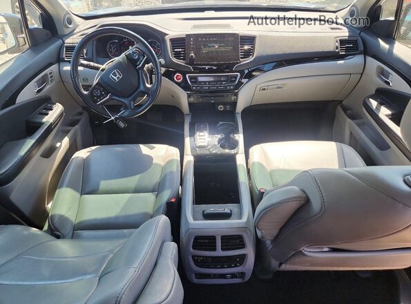 5FNYF6H68KB000393 2019 HONDA PILOT Blue Вид панелі приладів