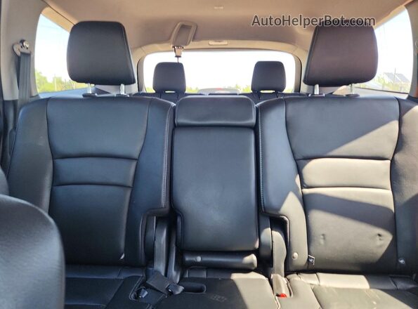 5FNYF6H76HB048377 2017 HONDA PILOT Black Հետևի նստատեղերի տեսք