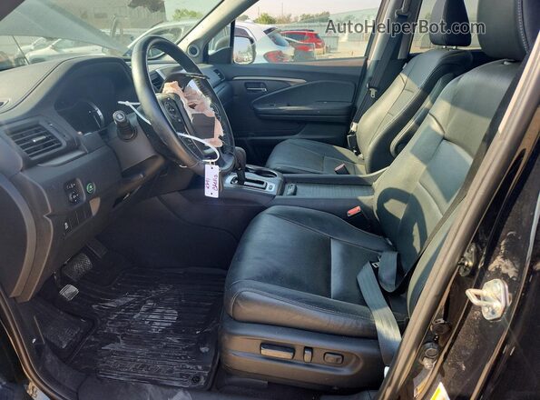 5FNYF6H89JB019812 2018 HONDA PILOT Black Front interior view