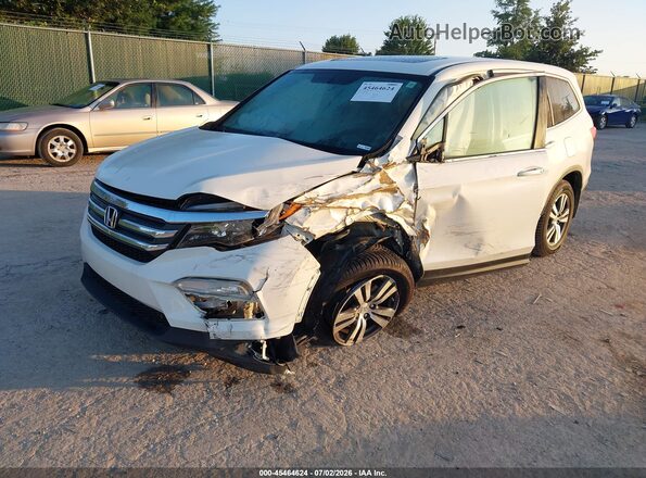 5FNYF6H89JB070047 2018 HONDA PILOT White Front view