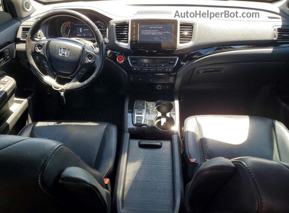 5FNYF6H90HB082655 2017 HONDA PILOT White Вид панелі приладів
