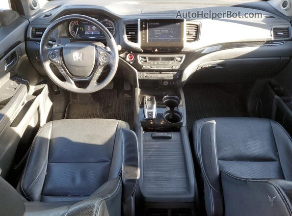 5FNYF6H90HB500972 2017 HONDA PILOT Black Вид панелі приладів