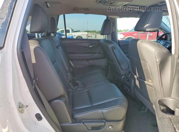 5FNYF6H92JB051817 2018 HONDA PILOT White Vista interior trasera
