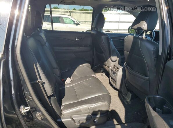 5FNYF6H92KB095365 2019 HONDA PILOT Blue Widok wnętrza z tyłu