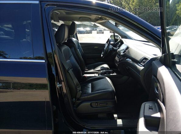 5FNYF6H94JB063547 2018 HONDA PILOT Черный Вид салона спереди
