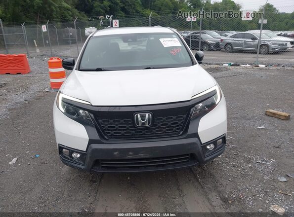 5FNYF7H22MB006695 2021 HONDA PASSPORT White Widok zestawu wskaźników