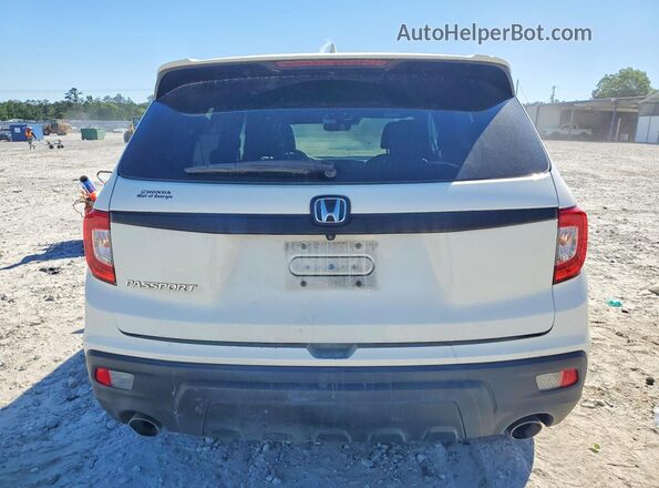 5FNYF7H51KB001205 2019 HONDA PASSPORT White Rear view