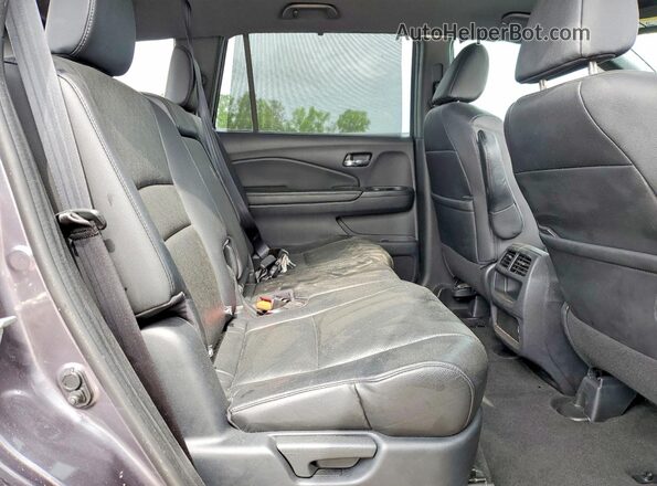 5FNYF7H53KB009855 2019 HONDA PASSPORT Gray Rear interior view