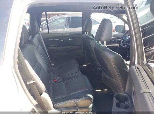 5FNYF7H56MB008265 2021 HONDA PASSPORT Silver VIN კოდის სტიკერის ხედი
