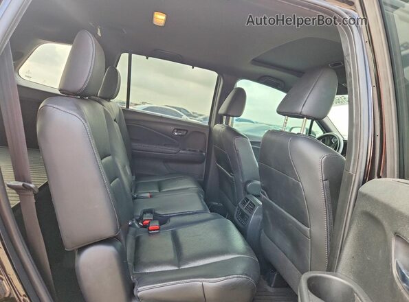 5FNYF7H91LB001337 2020 HONDA PASSPORT Brown Rear seats view