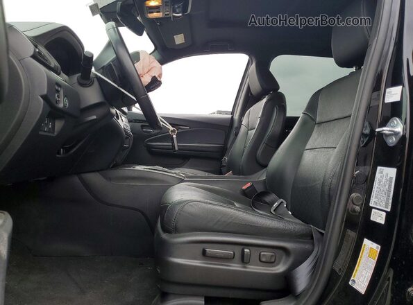 5FNYF7H91MB006054 2021 HONDA PASSPORT Black Widok wnętrza z przodu