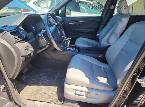5FNYF7H96KB004927 2019 HONDA PASSPORT Green Widok wnętrza z przodu