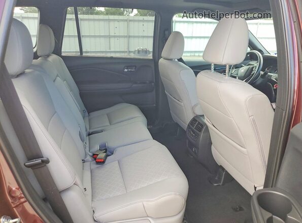 5FNYF7H99LB000825 2020 HONDA PASSPORT Burgundy Vista de los asientos traseros