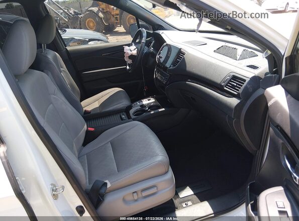 5FNYF8H02LB002892 2020 HONDA PASSPORT White Вид салону спереду