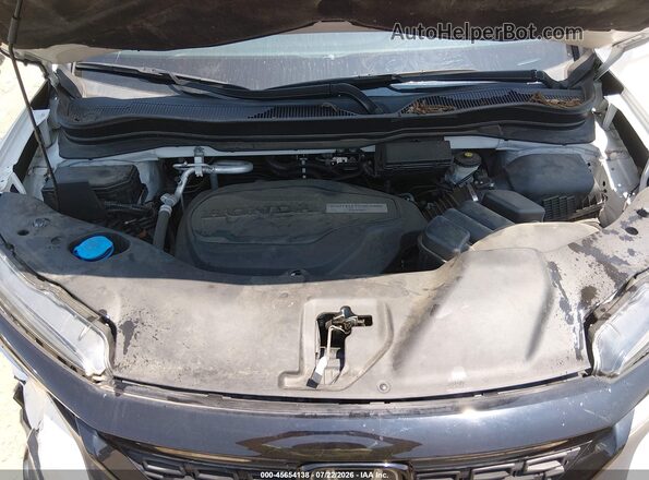 5FNYF8H02LB002892 2020 HONDA PASSPORT White Вид ззаду
