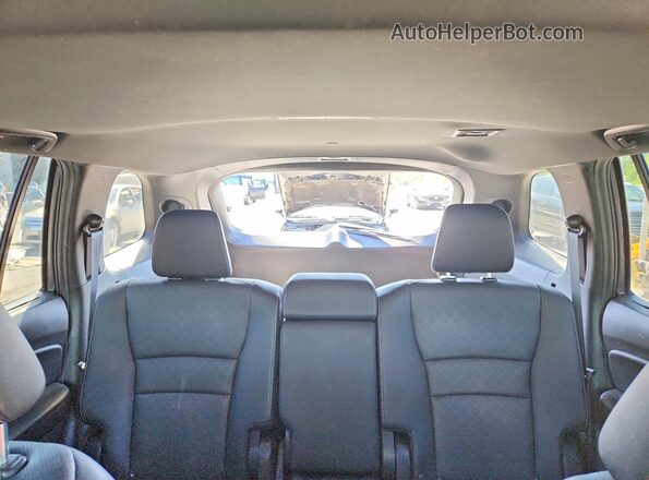 5FNYF8H02MB022576 2021 HONDA PASSPORT Gray Rear seats view