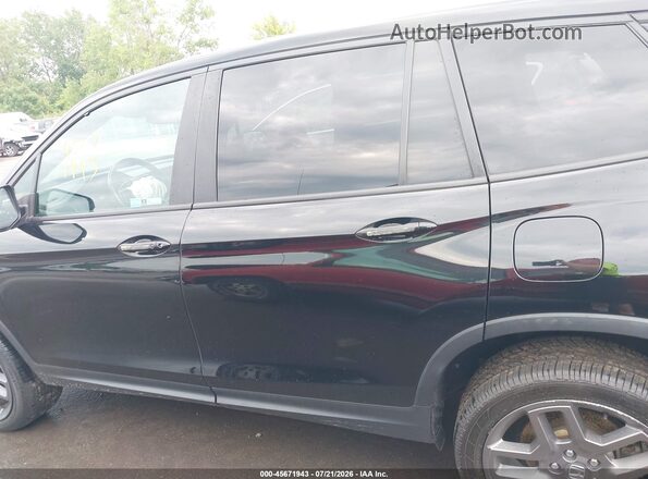 5FNYF8H54PB005696 2023 HONDA PASSPORT Black 