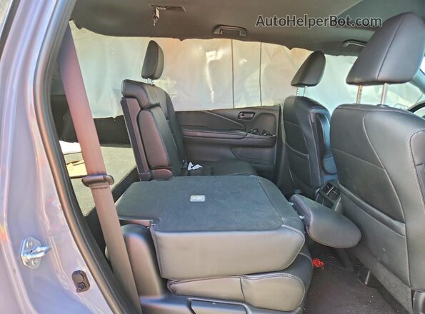 5FNYF8H55PB005819 2023 HONDA PASSPORT Gray Вид задньої частини салону