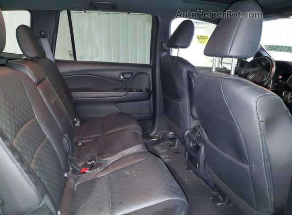 5FNYF8H58MB015837 2021 HONDA PASSPORT White Vista interior trasera