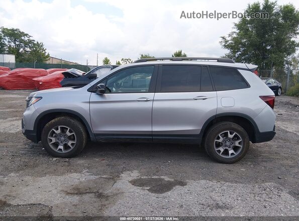 5FNYF8H65PB035248 2023 HONDA PASSPORT Silver სალონის 360-გრადუსიანი ხედი