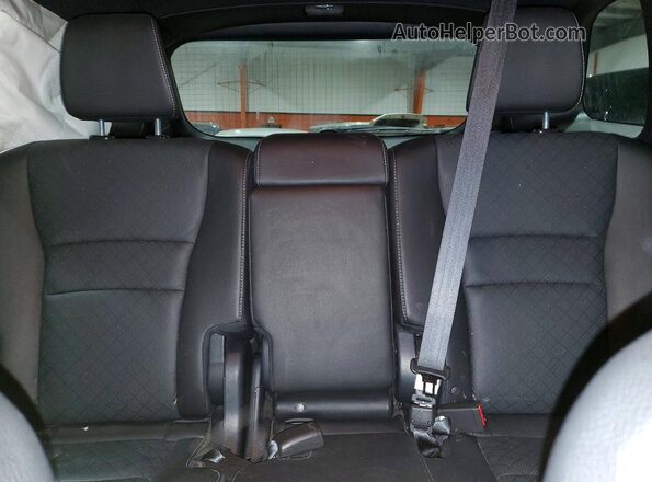 5FNYF8H91PB503065 2023 HONDA PASSPORT Белый Вид задних сидений