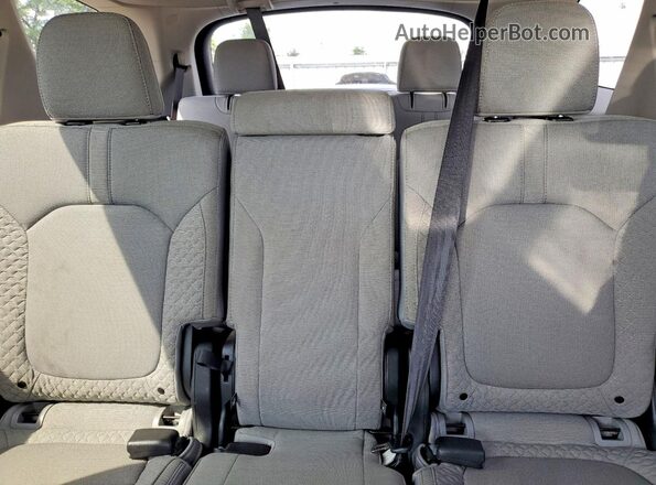 5FNYG1H29PB023671 2023 HONDA PILOT White Вид задніх сидінь