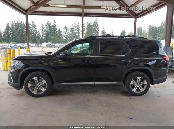 5FNYG1H5XPB057211 2023 HONDA PILOT Black 360 interior view