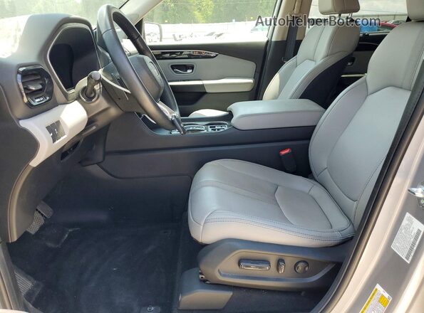 5FNYG1H71SB096151 2025 HONDA PILOT Silver Front interior view