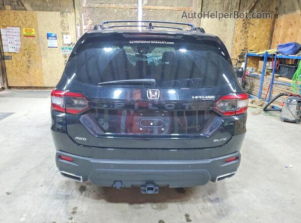 5FNYG1H85PB030167 2023 HONDA PILOT Black Հետևի տեսք