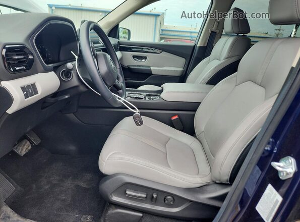5FNYG2H4XSB031861 2025 HONDA PILOT Синий Вид салона спереди