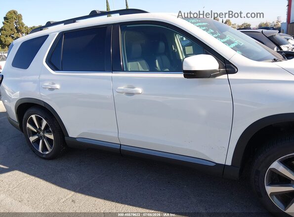 5FNYG2H74RB002389 2024 HONDA PILOT White Вид задньої частини салону
