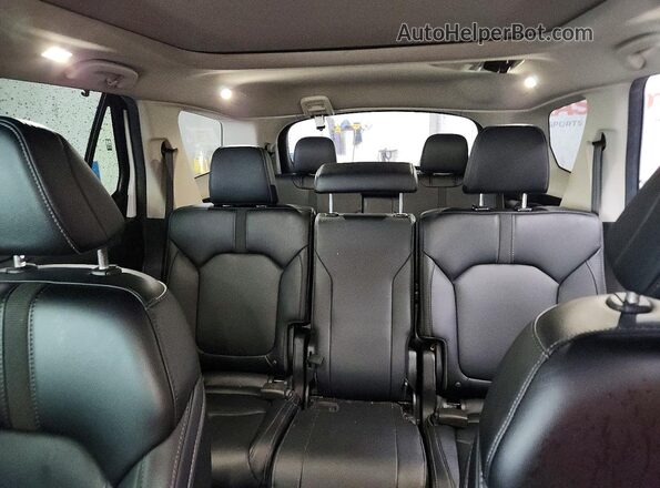 5FNYG2H75RB012705 2024 HONDA PILOT Белый Вид задних сидений