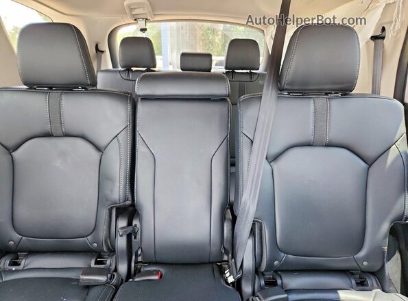5FNYG2H79PB014552 2023 HONDA PILOT White Vista de los asientos traseros