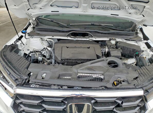 5FNYG2H7XRB010965 2024 HONDA PILOT White Rear interior view